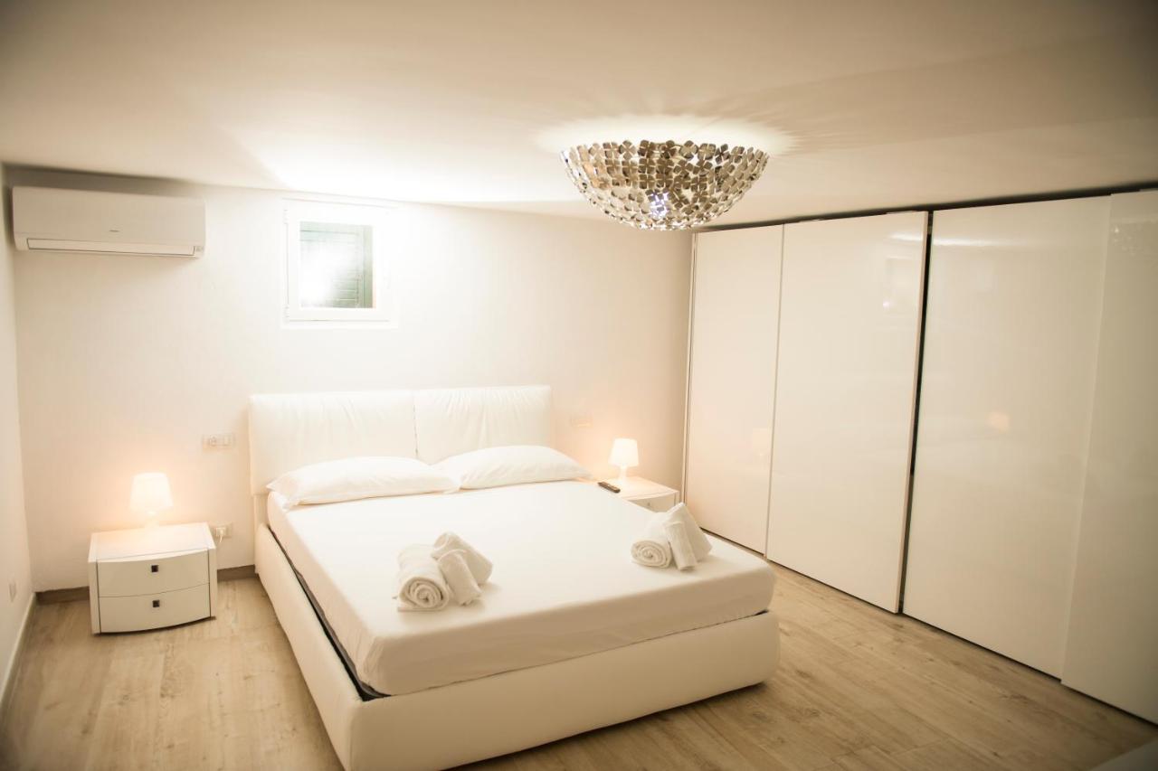 Palazzo Absolem Luxury Apartment Monopoli Ngoại thất bức ảnh