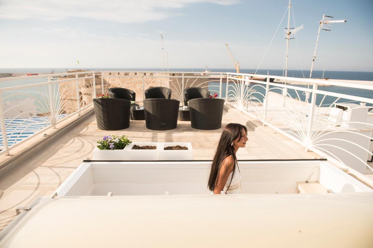 Palazzo Absolem Luxury Apartment Monopoli Ngoại thất bức ảnh