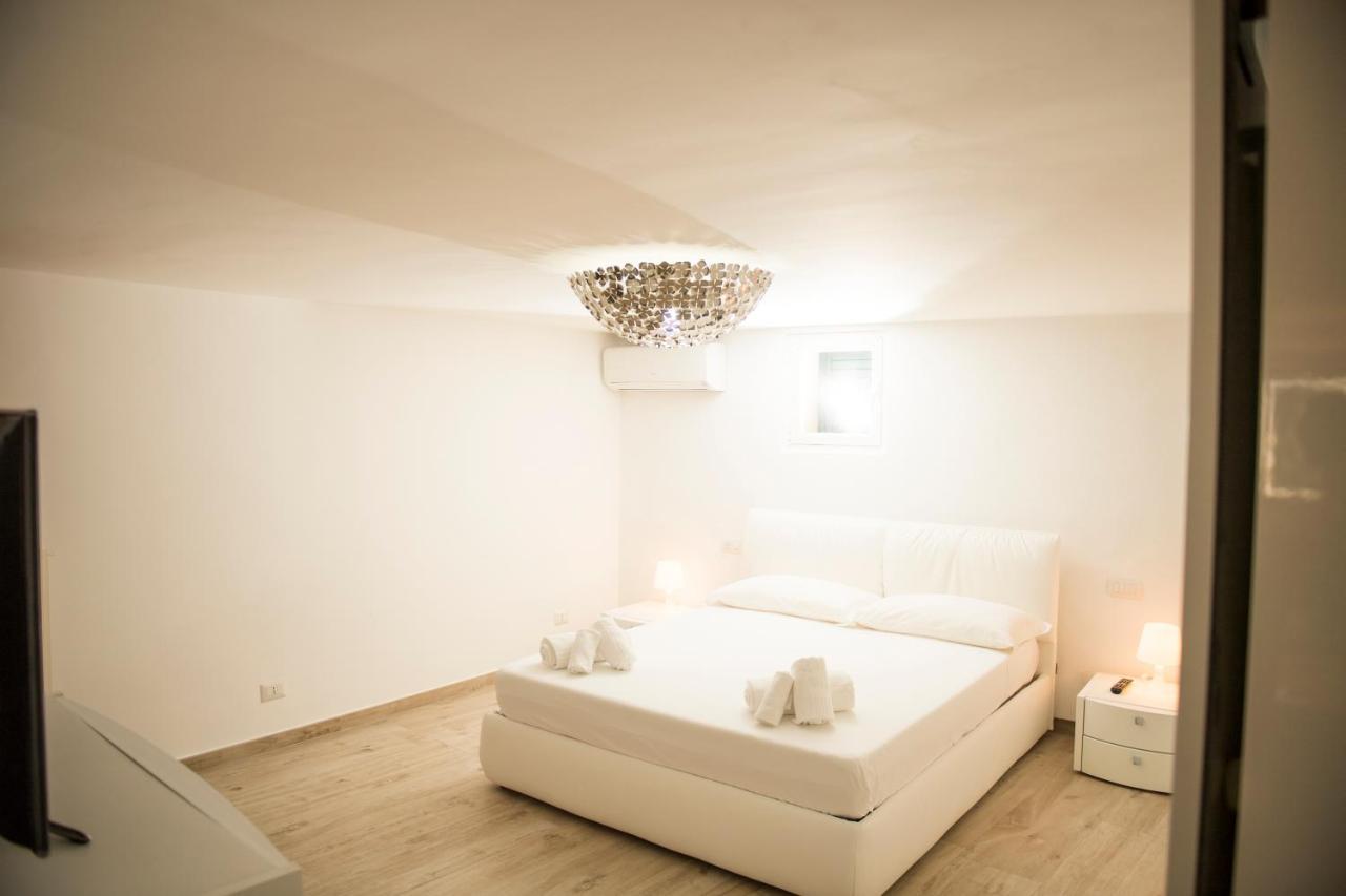 Palazzo Absolem Luxury Apartment Monopoli Ngoại thất bức ảnh